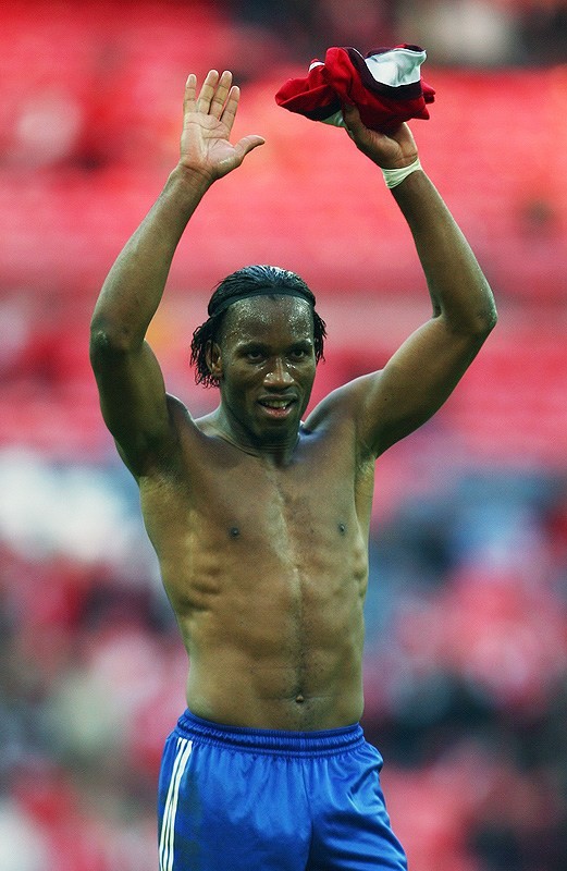 Ăn mừng chiến thắng trong trận chung kết FA Cup trước Arsenal mùa 2008/2009